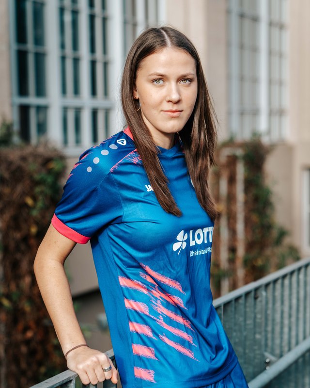 Nicola Roos im Trikot von Mainz 05