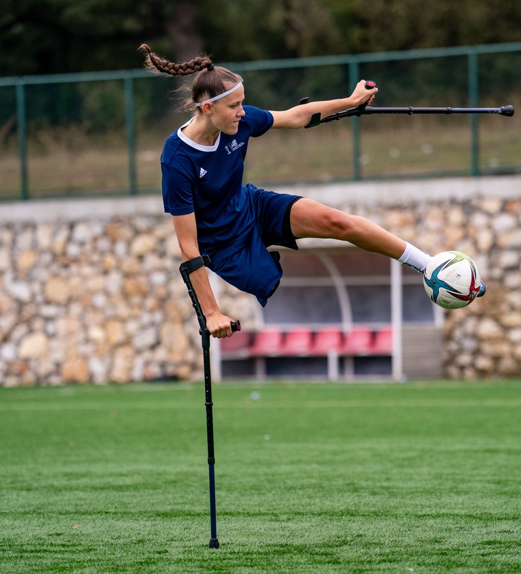 Nicola Roos, Nationalspielerin im Amputiertenfußball