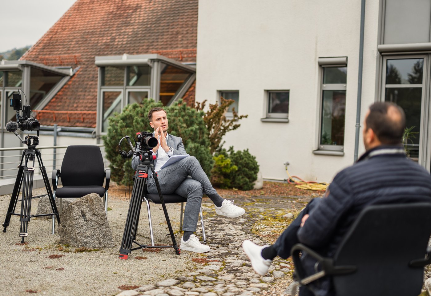 tom&lea beim Videodreh mit einem Kunden